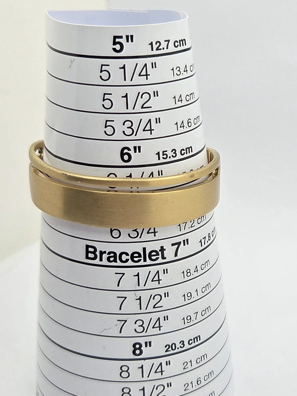 Jen Atkin x Chloe + Isabel Matte Gold Tone Negative Space Cuff Bracelet